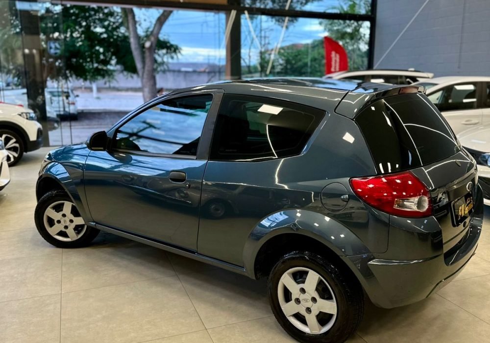 b100aff4-f48e-4572-9149-a878ce03327d