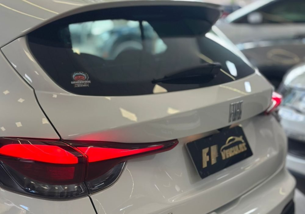 f3378b0b-6300-47c4-9917-fd664d2733f4